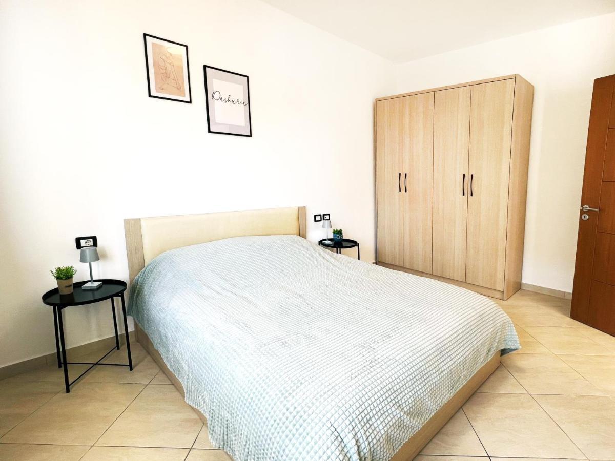 Lilly's Plazh Apartment Durres