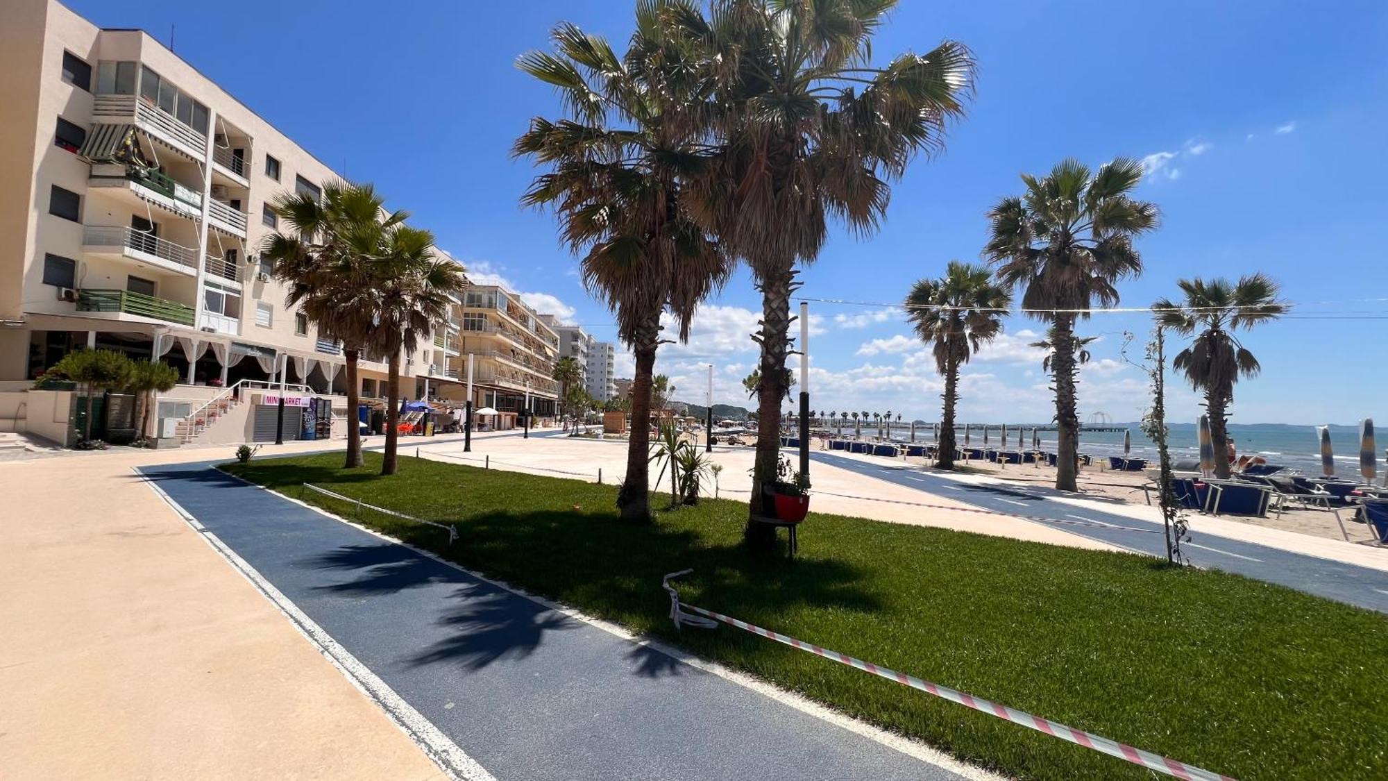 Lilly's Plazh * Durres